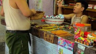 小卖部胖哥吃瓜视频播放,揭秘热门事件幕后真相