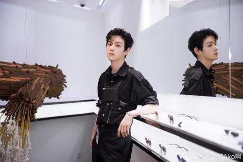 王喆吃瓜视频资源,揭秘娱乐圈幕后故事