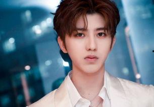 直播吃瓜蔡徐坤视频,趣味横生瞬间引网友热议