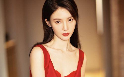 戚薇吃火腿哈密瓜视频是哪一期,美味瞬间引爆味蕾！